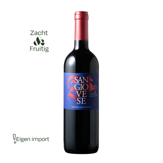 Fles Sangiovese van Cantina dei Vini Tipici dell'Aretino uit Toscane, sappige Italiaanse rode wijn