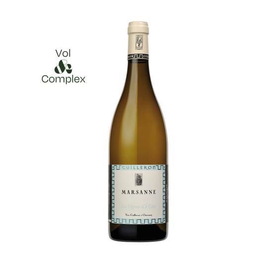 Fles Marsanne IGP ‘Les Vignes d’à Côte’ van Yves Cuilleron; elegante Rhône‑witte wijn met aroma’s van perzik, abrikoos, acacia en zachte kruidigheid