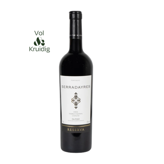 Serradayres Reserva Tinto Portugese rode wijn uit de Tejo-regio, gemaakt van Syrah, Touriga Nacional en Castelão