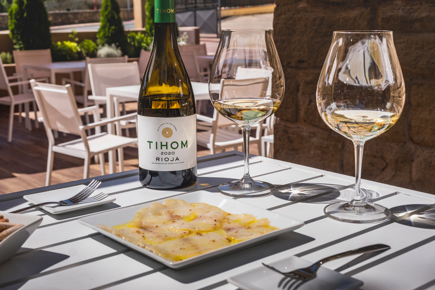 Tijdens onze exclusieve wijnreis gaan we zeker langs bij Bodegas Tihom 1 van de parels uit Haro